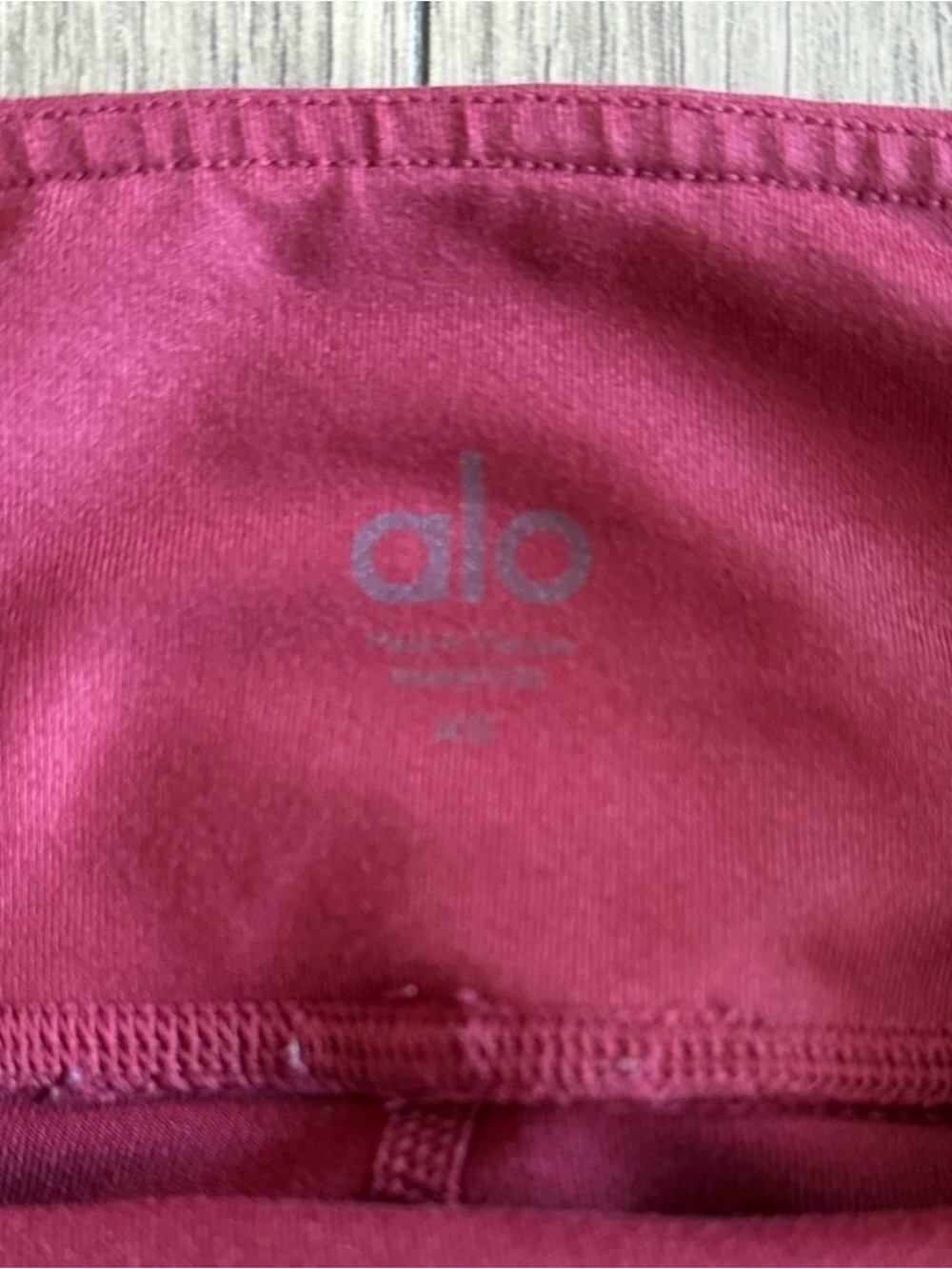 ALO Yoga Berry Wine High-Rise Leggings - Picture 2 of 4